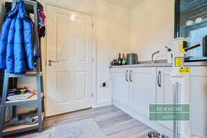 Photo 25- click for photo gallery